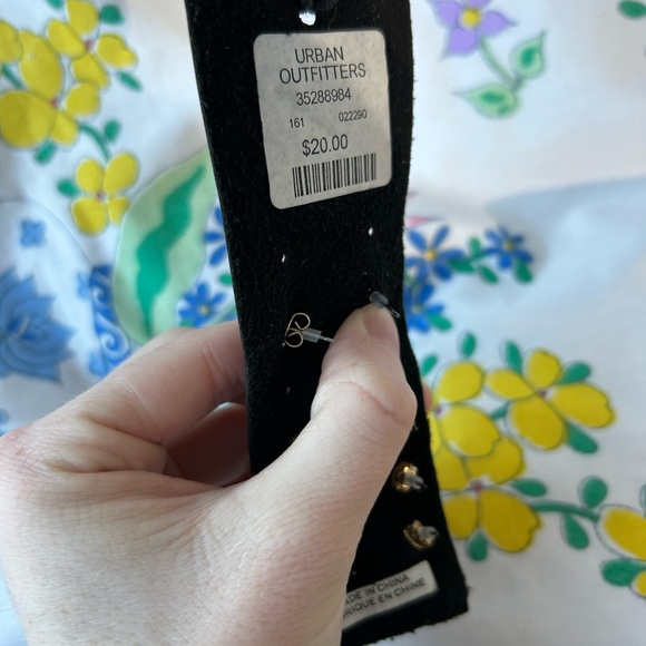 Urban outfitters studs earring set - Picture 5 of 7